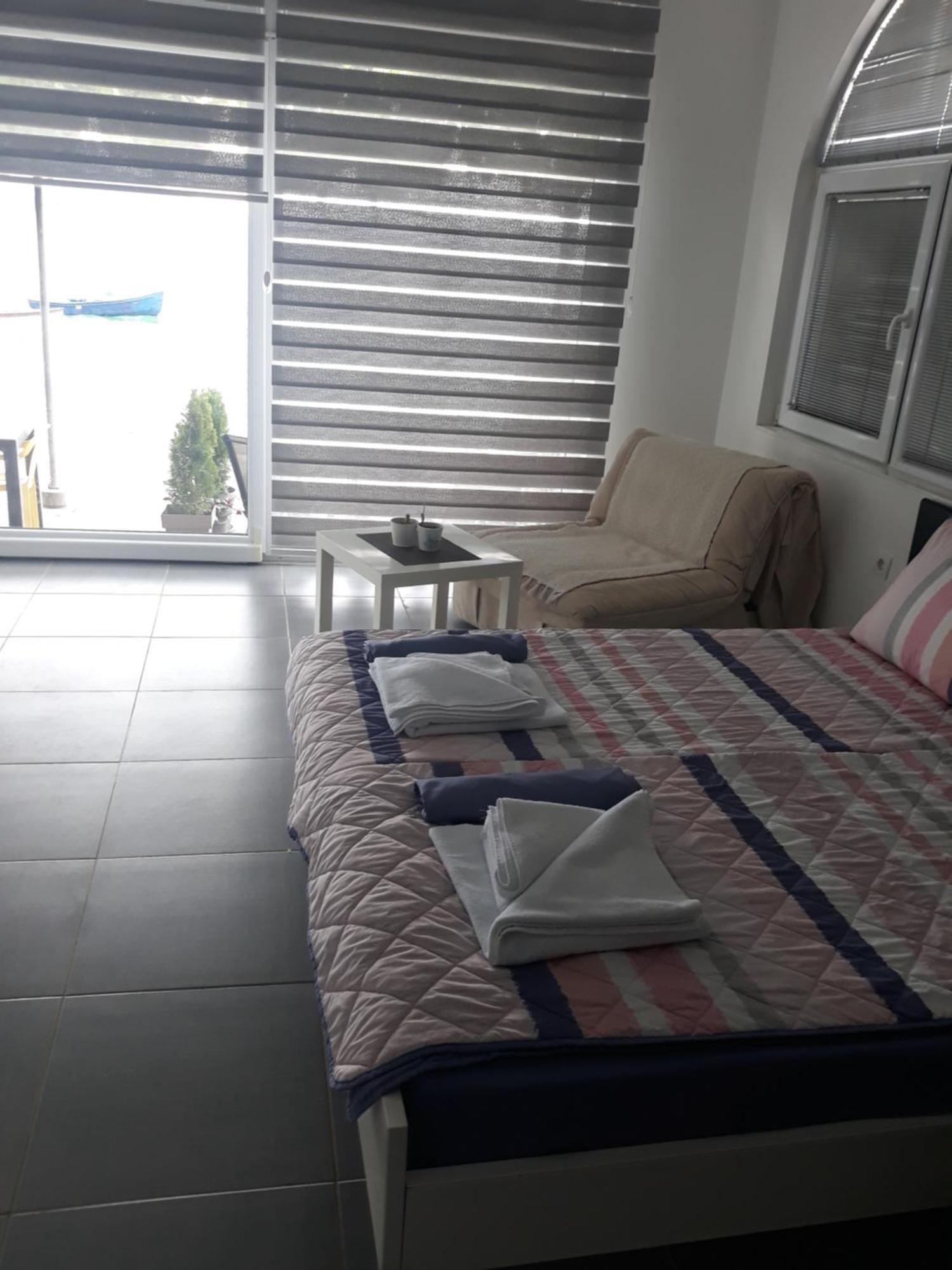 Apartman Saraiste Apartamento Ohrid Quarto foto